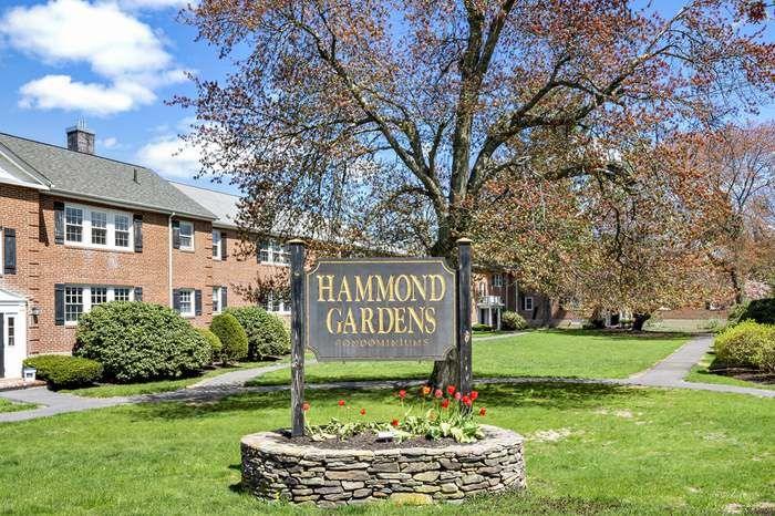 Rental listing in Newton, Boston Area. Contact the landlord or property manager direct about rental.