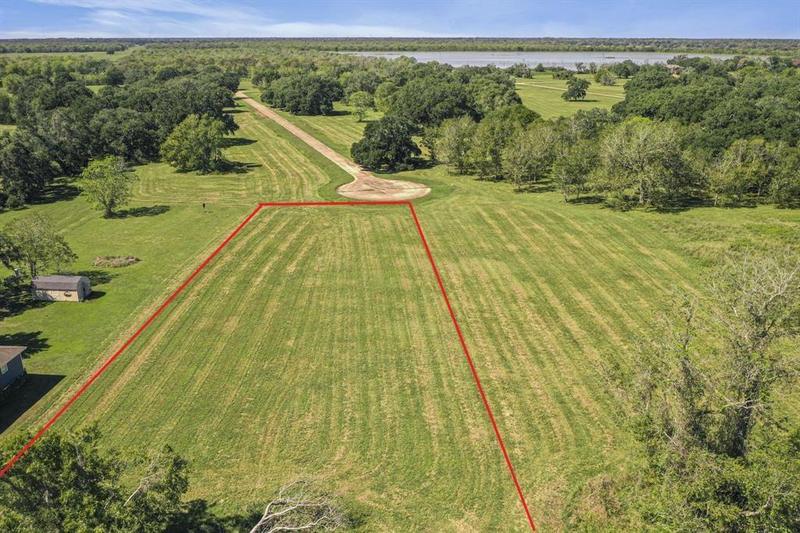 1220 Frontier Trl, Angleton, TX 77515 for Sale