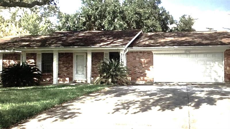 3128 Nashville Avenue, Nederland, TX 77627 for Rent