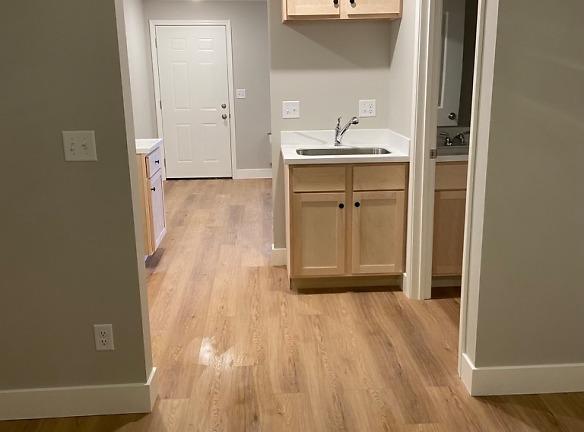 122 S Bellevue St unit 14 - Jackson, MO 63755 - Home For Rent