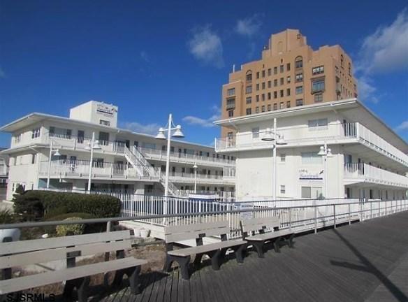 111 S Dudley Ave #101 - Ventnor City, NJ 08406 - Home For Rent