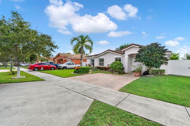 11352 SW 245th St, Homestead, FL 33032 - MLS A11516804 for Rent