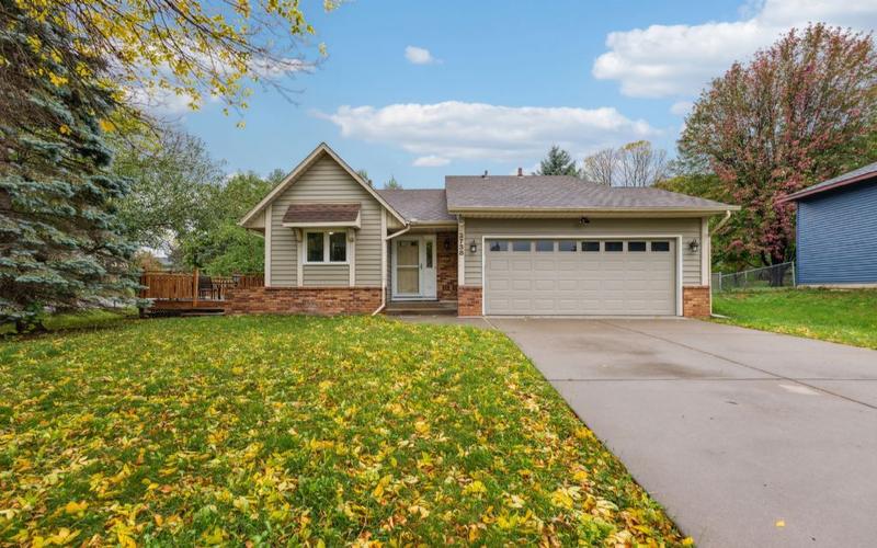Rental listing in Woodbury, Twin Cities Area. Contact the landlord or property manager direct about rental.