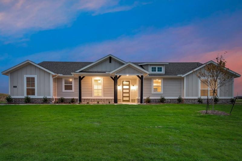 152 Hillock Ct, Decatur, TX 76234 - MLS 20529453 for Sale