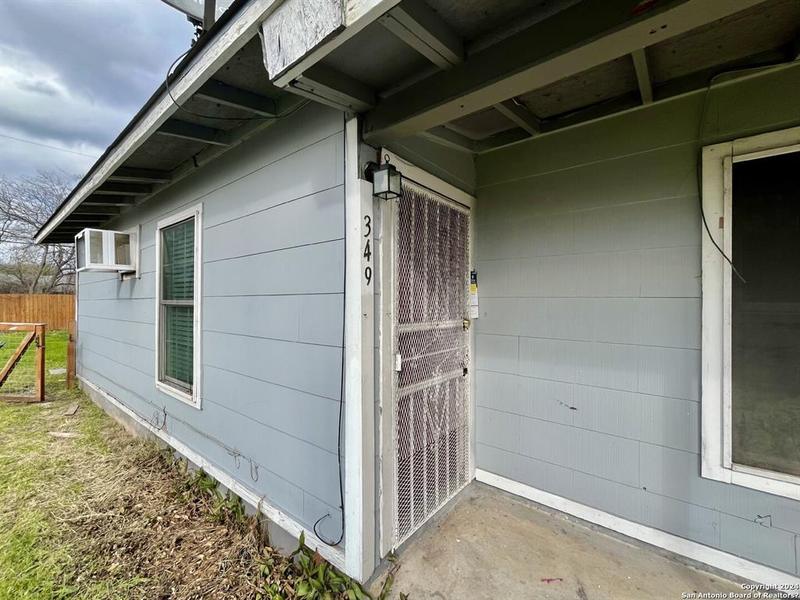 349 TARASCO ST, San Antonio, TX 78227-3926 for Rent