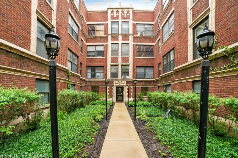 1064 W Granville Ave #24, Chicago, IL 60660 - MLS 11971380 for Sale