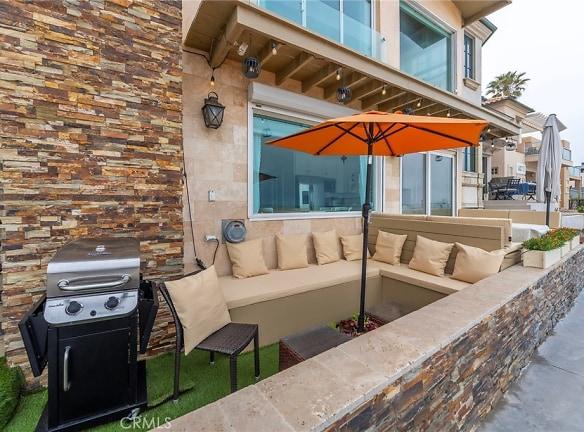 1728 The Strand #3 - Hermosa Beach, CA 90254 - Home For Rent