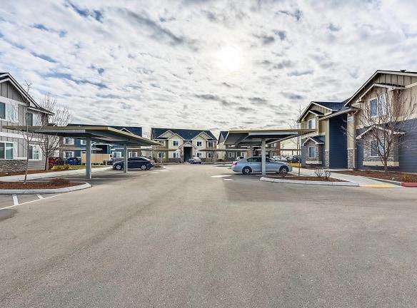 Asheville Commons Apartments - 826 N Maple Grove Rd - Boise, ID Apartments for Rent