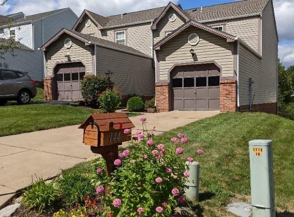 144 Villa Dr - Pittsburgh, PA 15214 - Home For Rent
