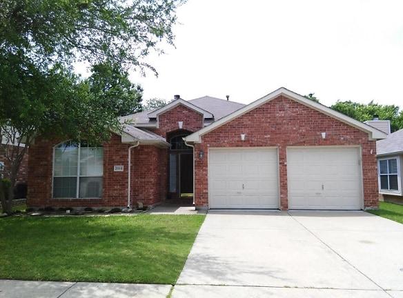 2804 Berry Hill - Mc Kinney, TX 75069 - Home For Rent