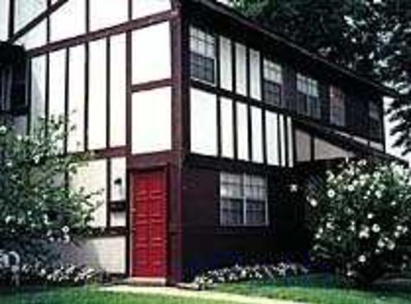 Kingswood Cove - 6426 Elkhardt Rd Ofc M - Richmond, VA Apartments for Rent