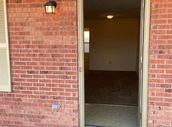 225 Keystone Dr unit 4 - Richmond, KY 40475 - Home For Rent