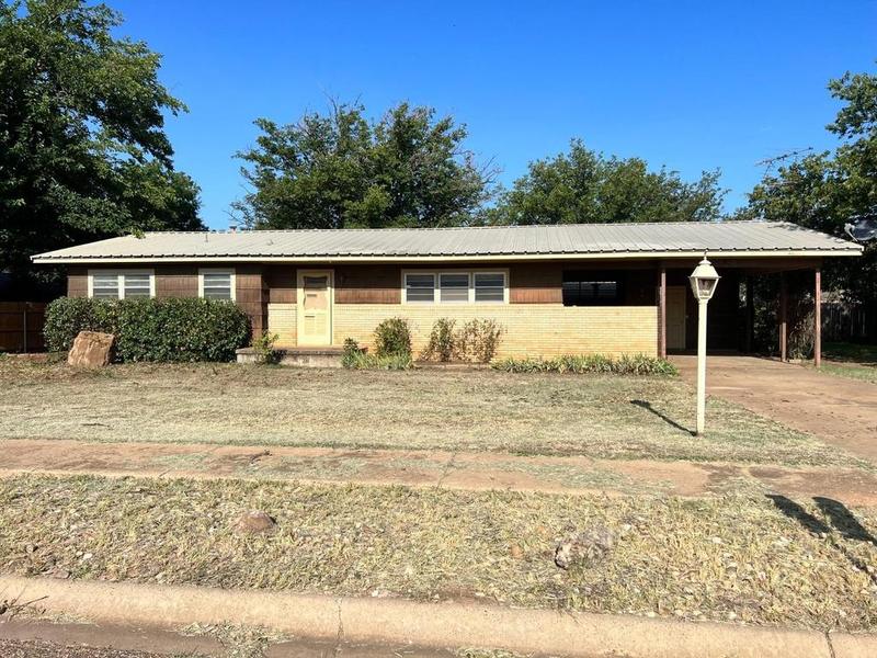 422 Ivy Street, Crosbyton, TX 79322 for Sale