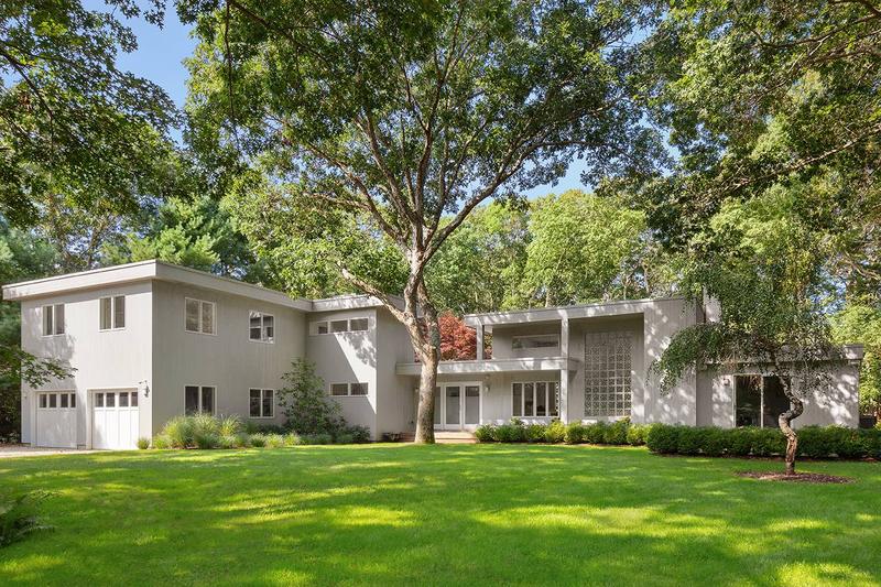 1 Stirrup Court, East Hampton, NY 11937 for Rent