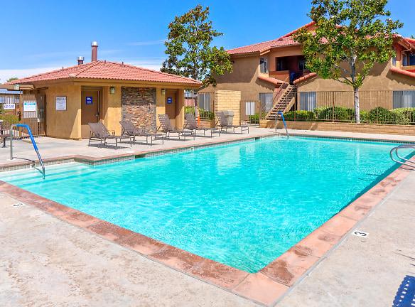 The Arches At Regional Center West Apartments - 570 Knollview Ct - Palmdale, CA Apartments for Rent