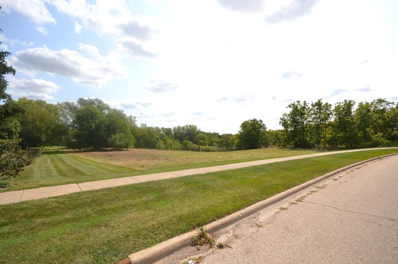 Lot 1 Highland Springs Dr, Elgin, IL 60123 - MLS 11219309 for Sale