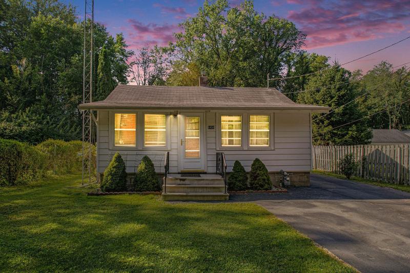 Sawyer, Berrien County, MI House for sale Property ID: 417577810