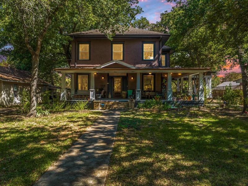 107 Corsicana St, Hillsboro, TX 76645 for Sale