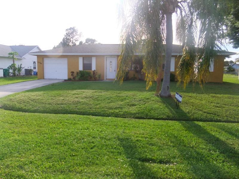 1174 SW Hutchins St, Port Saint Lucie, FL 34983 - MLS RX-10910590 for Rent