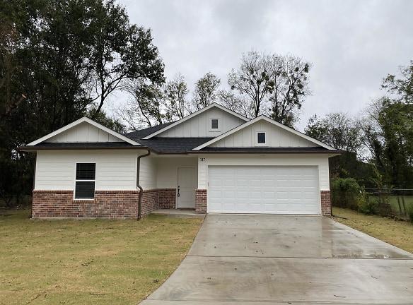 117 Deep Cove Dr unit 75163 - Trinidad, TX 75163 - Home For Rent