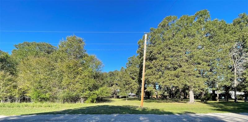 11 Creek Pt, Huntsville, TX 77320 for Sale