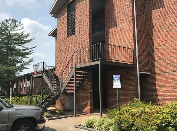 Noah's Landing TN Apartments - 2570 Murfreesboro Pike - Nashville, TN Apartments for Rent
