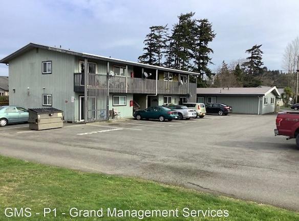 2374 Marion Ave unit th - North Bend, OR 97459 - Home For Rent
