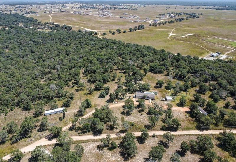 2125 Polly Ln, La Vernia, TX 78121 - MLS 5931960 for Sale