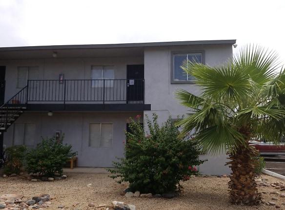 Radius Apartments - 2602 W Glenrosa Ave - Phoenix, AZ Apartments for Rent