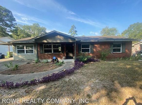 6227 Williamsburg Dr - Columbus, GA 31909 - Home For Rent