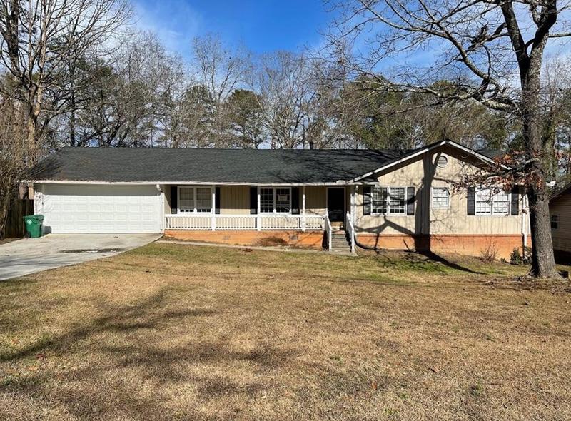 7524 Lowilla Ln, Lithonia, GA 30058 - MLS 7324139 for Sale