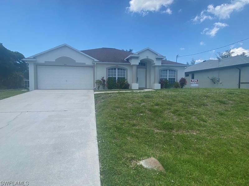 906 SW 15th Ave, Cape Coral, FL 33991 - MLS 224003854 for Rent