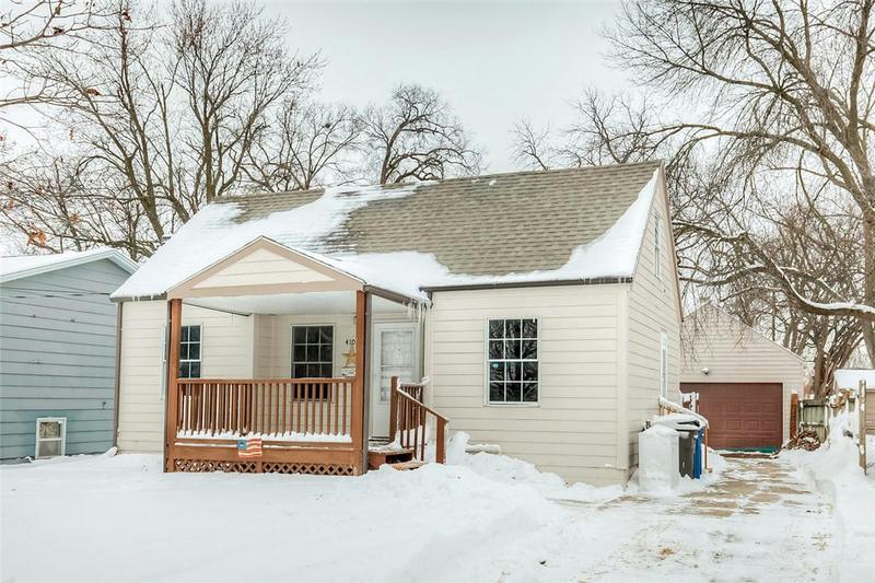 4106 SW 7TH ST, Des Moines, IA 50315 Single Family Residence For Sale  MLS# 687946