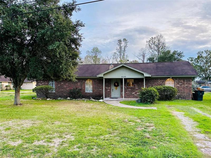 5030 Shelley Dr, Beaumont, TX 77705 for Sale