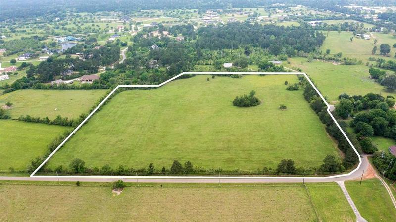 2811 Goodson Loop, Pinehurst, TX 77362 for Sale