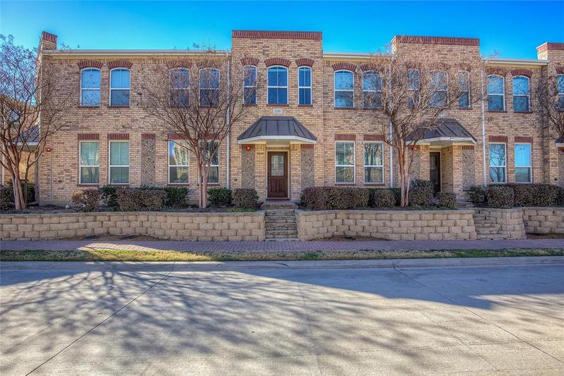 206 Belleville Dr, Lewisville, TX 75057 for Sale