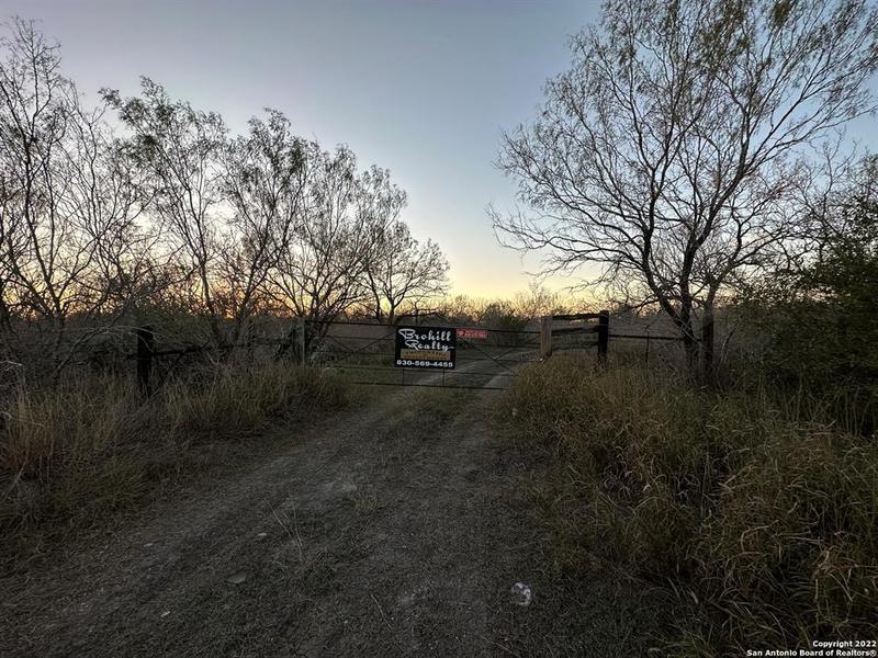 LOT 1961, 10 AC CR 421, Christine, TX 78012 for Sale