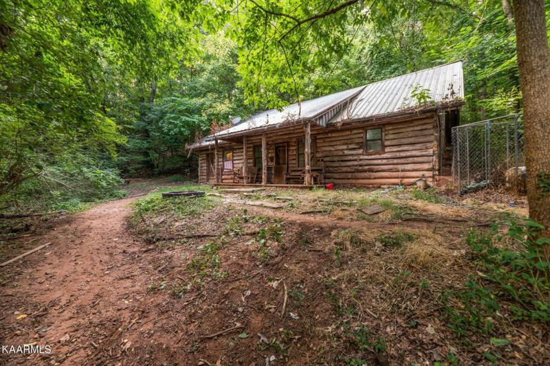 4913 STUMP RD, Maryville, TN 37803 Single Family Residence For Sale  MLS# 1201827 for Rent