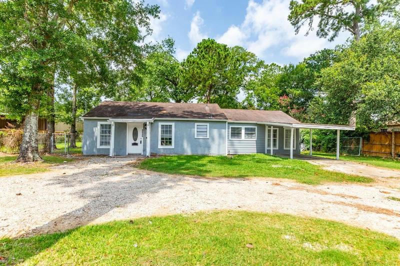 3035 W LUCAS DR, Beaumont, TX 77706 Single Family Residence For Sale  MLS# 241427