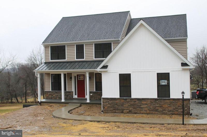 3520 ROYAL VALLEY LN, HELLERTOWN, PA 18055 Single Family Residence For Sale  MLS# PANH2004790