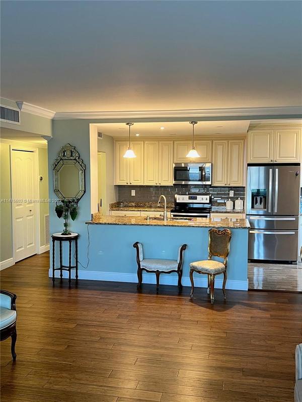 4350 Hillcrest Dr #800, Hollywood, FL 33021  MLS# A11476603 for Sale