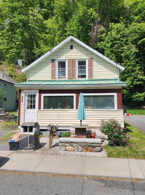 131 Williams St, Brattleboro, VT 05301 - MLS 4952696 for Sale