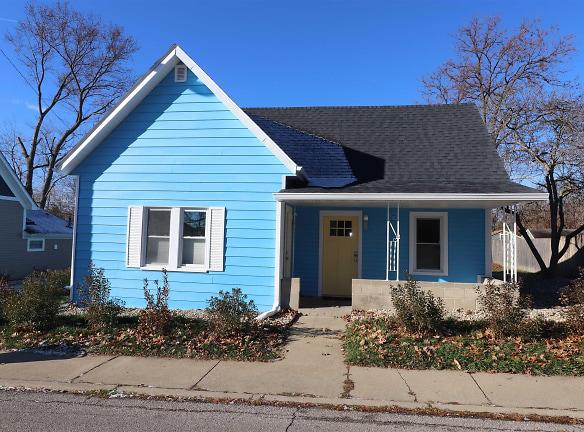336 S Euclid Ave - Bloomington, IN 47403 - Home For Rent