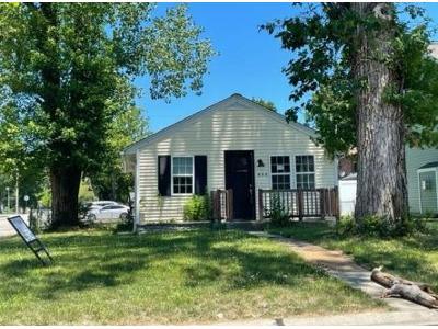 Benton St for Sale