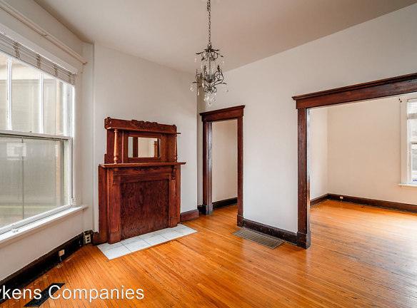 50 W Hubbard Ave - Columbus, OH 43215 - Home For Rent