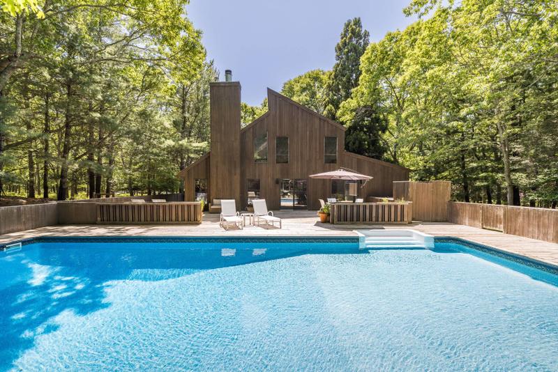 32 Quarty Circle, East Hampton, NY 11937 for Rent