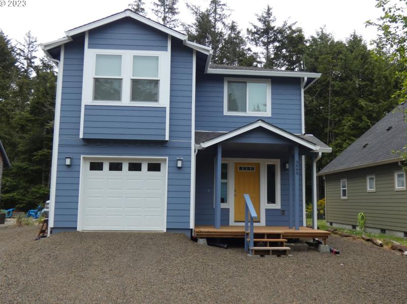 9449 Section Line Rd, Rockaway Beach, OR 97136 - MLS 23380758 for Sale