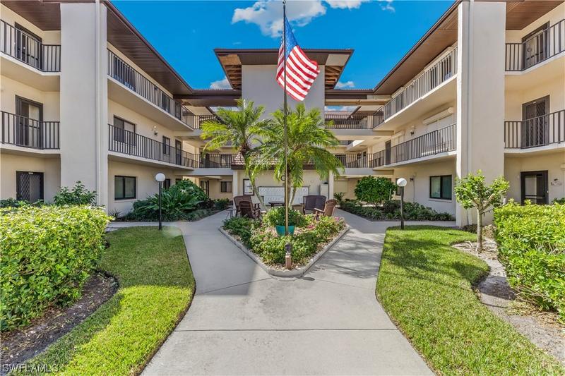 11460 Caravel Cir #5004, FORT MYERS, FL 33908  MLS# 223080799 for Sale