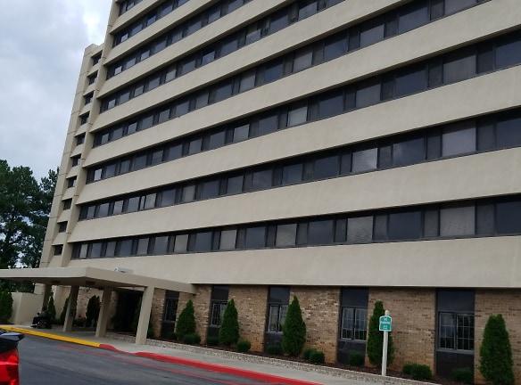 Presbyterian Apartments - 2211 Country Club Ave NW - Huntsville, AL Apartments for Rent