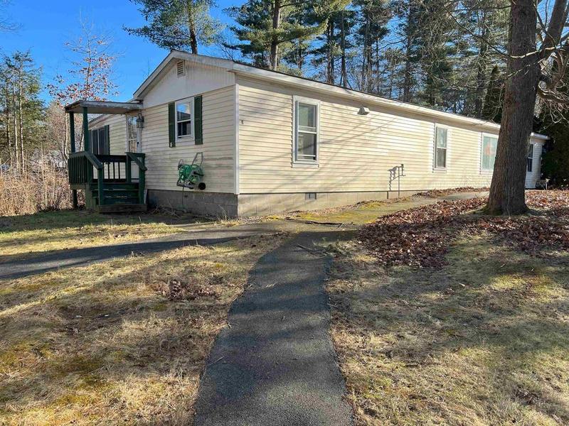 8 Whittier Drive, Seabrook, NH 03874  MLS# 4981206 for Sale